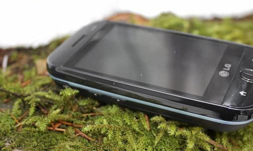 BILLIG: LG GW620 blir en av de billigste touchtelefonene p� markedet, men er den verdt prisen? Foto: Mobili