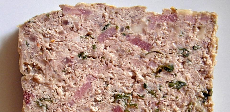 OPPSKRIFT P� TERRIN: Her er Clotildes oppskrift p� terrine. Det er bare � pr�ve seg. Foto: Clotilde Dusoulier