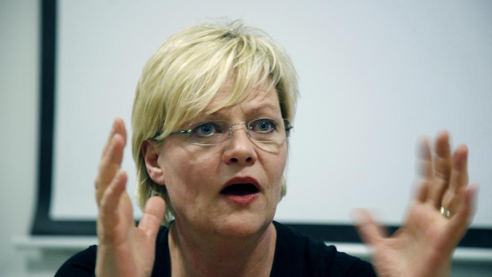 ALLEREDE NESTE �R? Kristin Halvorsens egne folk forbereder seg p� at partilederen gjennom 13 �r kan finne p� � trekke seg allerede til neste �r. Foto: Jacques Hvistendahl / Dagbladet
