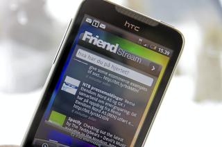 SENSE: FriendStream er et av elementene n�r HTC setter sitt eget preg p� Android med brukergrensesnittet Sense. Hallvard Lunde