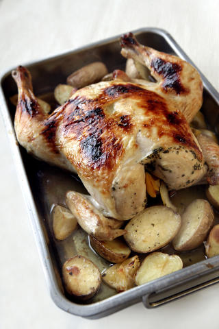 KYLLING: Med sitron og sitrontimian.