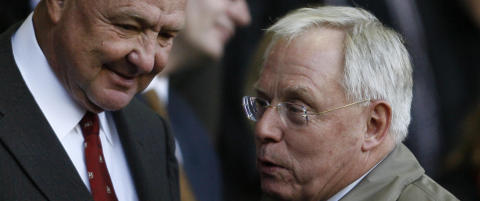 Banken tvinger Hicks og Gillett ut av Liverpool
