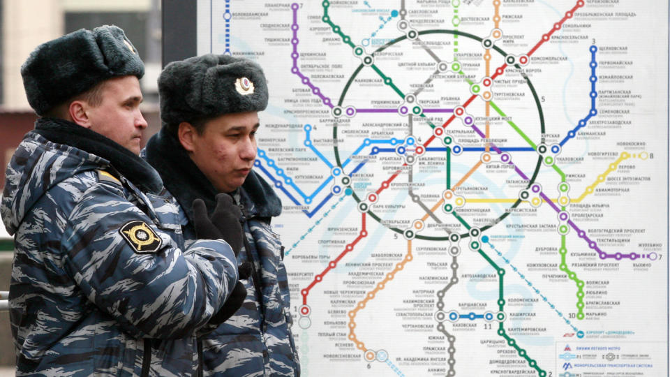 BLODIG KRIG: Russiske myndigheter mener kaukasiske oppr�rere st�r bak de to terrorangrepene p� t-banen i Moskva. Foto: AFP PHOTO/SCANPIX