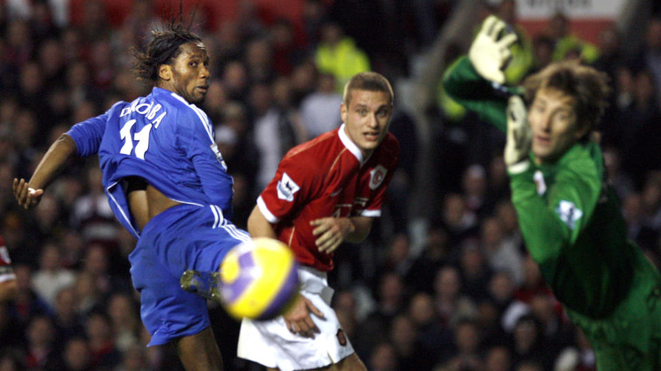 GODBIT: P�skeaften kommer Chelsea til Old Trafford for � m�te Manchester United i kampen som kan bli avgj�rende om Premier League-tittelen. Foto: Andrew Yates, AFP/Scanpix