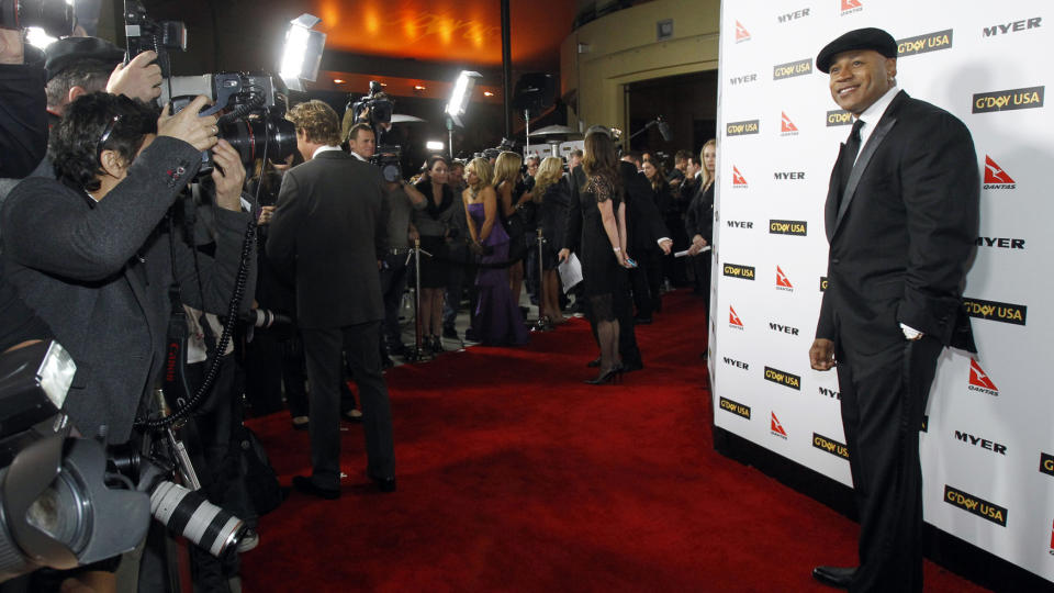 FJERNET FRA PALINS NYE SHOW: Fox News hadde ikke f�tt tillatelse til � buke ett to �r gammelt intervju med rapper og skuespiller LL Cool J i det nye TV-programmet �Real American Stories�. Foto: REUTERS/Mario Anzuoni