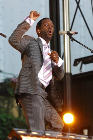 FOKUS P� KVANTITET: Vokalist Shawn Stockman mener R&B p� mange m�ter har mistet sjela si. Foto: STELLA PICTURES