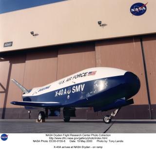 ROMFLY: NASA forsket ogs� i sin tid p� det liknende og litt mindre romflyet X-40. Foto: NASA