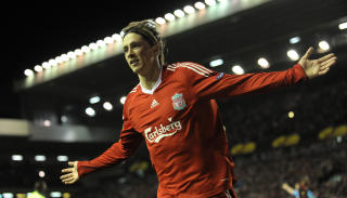 DOBBEL-TORRES: Fernando Torres har scoret to m�l i fire strake matcher p� Anfield. Foto: AFP/ANDREW YATES