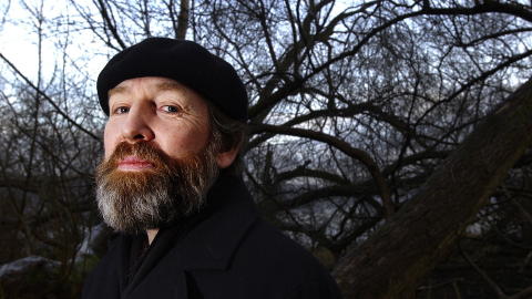 DIKTL�REREN: Helge Torvund har v�rt l�rer og veileder p� Diktkammeret siden oppstarten.
Foto: Erling H�geland/Dagbladet