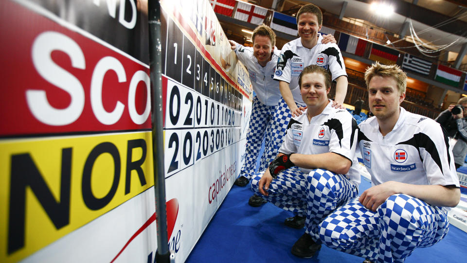 FINALEKLARE: Torger Nerg�rd, Thomas L�vold, Christoffer Svae og H�vard Vad Petersson spiller i morgen VM-finale mot Canada. Foto: REUTERS
