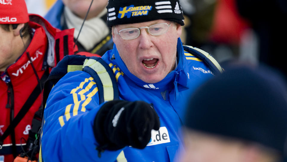 F�R IKKE FORTSETTE MED GUTTA: De svenske skiskyttergutta �nsker ikke lenger Wolfgang Pichler som trener, p� tross av at Bj�rn Ferry tok gull for laget i OL. Foto: Heiko Junge / SCANPIX