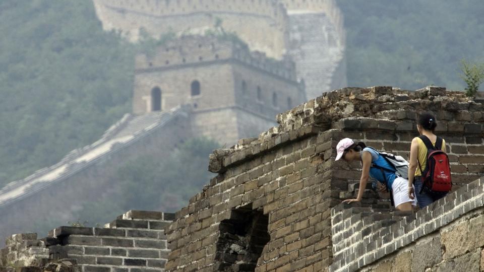ALLE VAR ENIGE OM AT DET HADDE V�RT EN FIN TUR: Marco Polo krysset den kinesiske mur p� veien til Kublai Khans hoff. Han ble i keiserens tjeneste i sytten �r.