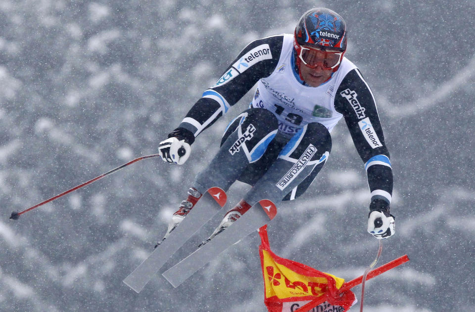 BYTTER SKIMERKE: Super-g-rennet under verdenscupavslutning i Garmisch Partenkirchen ble et av Aksel Lund Svindals siste p� Atomic-ski. N� bytter den norske alpinstjernen til Head.Foto: SCANPIX/REUTERS/Wolfgang Rattay