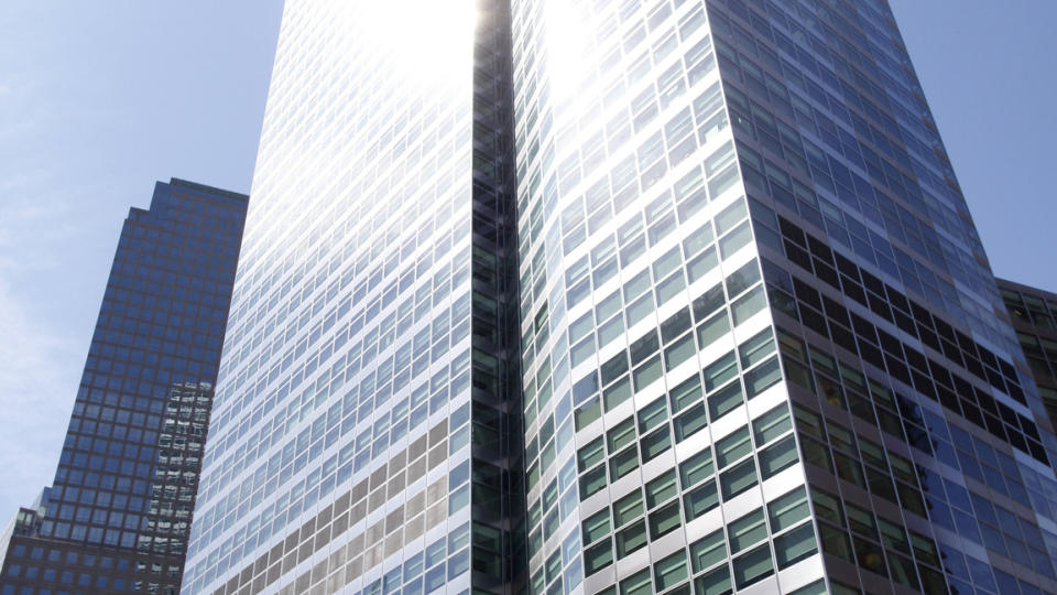 Goldman Sachs' nye hovedkontor rager over gatene i New York. Bankgiganten anklages n� for � ha svindlet kundene sine. Foto: REUTERS/SCANPIX