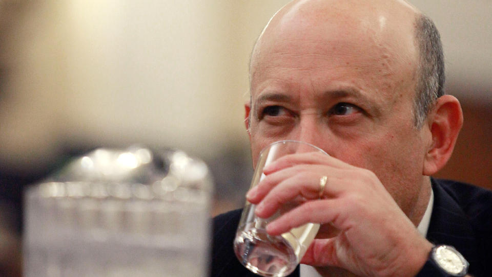 MANET SELV TIL MODERASJON: Men toppsjef Lloyd Blankfein i svindeltiltalte Goldman Sachs setter av milliardl�nninger og -bonuser til b�de sjefer og ansatte. Foto: Mark Wilson/Getty Images/AFP/Scanpix