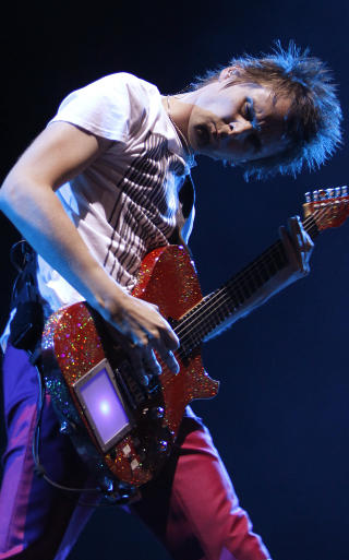 HITS FOR KIDS: Muse kommer til Hove. Foto: REUTERS/SCANPIX