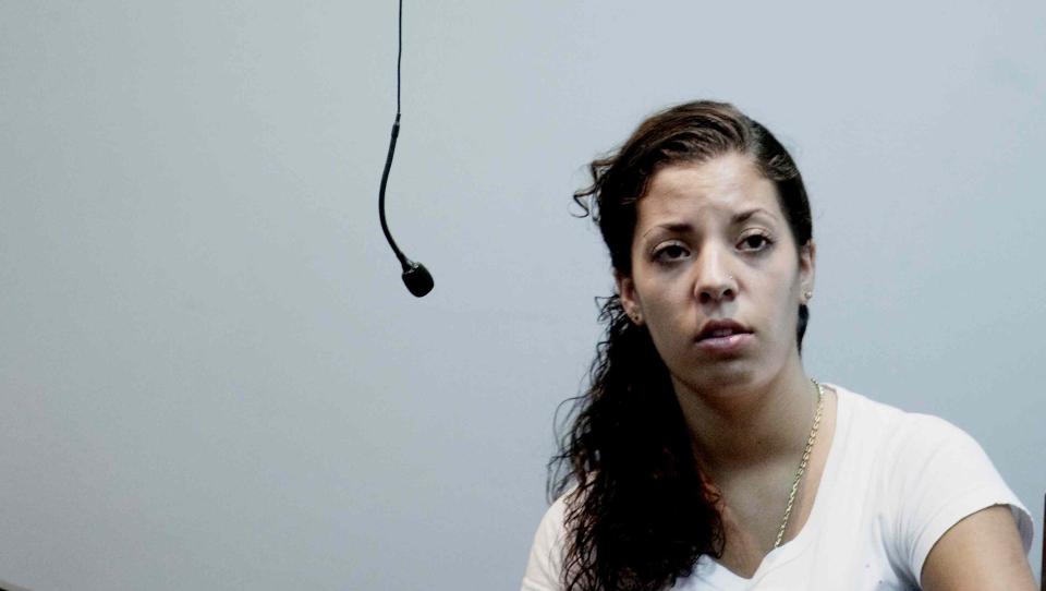 BA FOR SITT LIV: Madeleine Rodriguez i vitneboksen under rettsaken i Cochabamba der hun er siktet for � ha fors�kt � smugle 22,4 kilo kokain til Norge.
Foto: Stian Lysberg Solum / SCANPIX