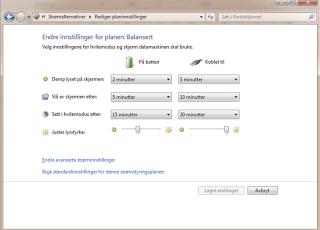 TO VALG: P� en b�rbar PC kan du velge str�minnstillinger basert p� om PC-en er koblet til str�mnettet eller om den g�r p� batteri. HjemmePC