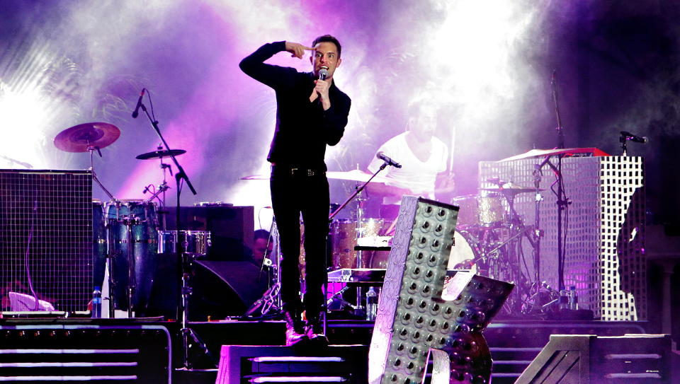KILLERS: Vokalist Brandon Flowers, her p�  Hovefestivalen, er ikke med i det nye prosjektet, men trommis Ronnie Vannucci (bak) blir �Mt. Desolation�-medlem. Arkivfoto: LARS EIVIND BONES