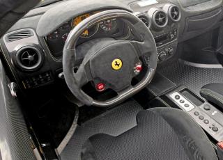 Glem luksus og fj�ringskomfort - Novitecs Scuderia gir deg racingf�lelse for alle penga!  Andreas Handeland