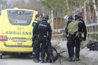 KNIVSTUKKET: Politioverbetjent Olav Kildal (58) ble knivstukket og drept i tjeneste i Mo i Rana i kveld. FOTO: RIGMOR NYG�RD HANSEN.