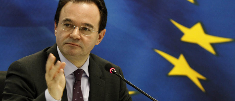 GJELDSKRISE: Hellas har opparbeidet seg en gjeld som utgj�r omkring 115 prosent av landets bruttonasjonalprodukt. Mangel p� �penhet og utbredt offentlig korrupsjon f�r skylda f�r landets �konomiske uf�re. Bilde viser Hellas statsminister George Papandreou. Foto: AP PHOTO/SCANPIX