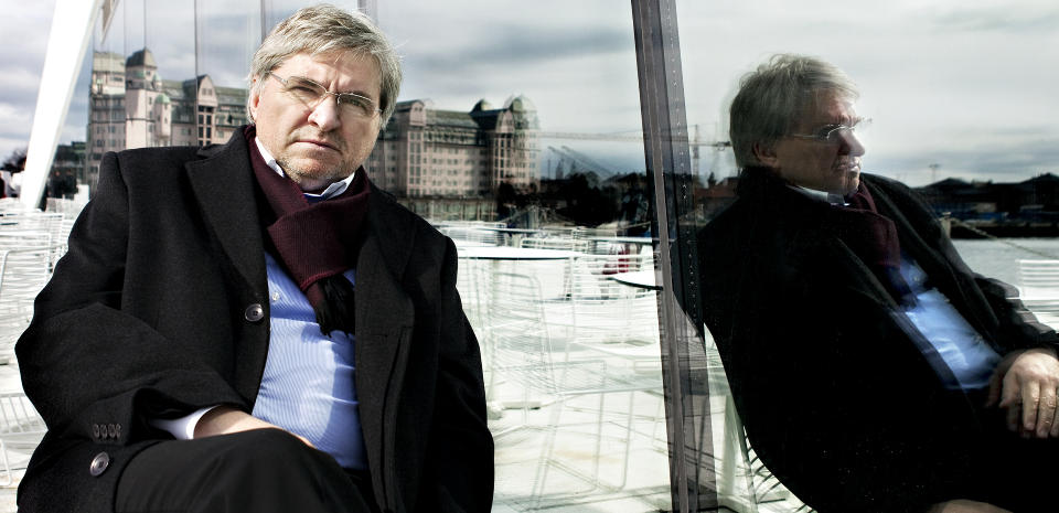 FRYKTER FLERE LIV G�R TAPT: - Ikke mange journalister sitter fenglset i Russland, de drepes som regel, sier Aleksander Nikitin 10 �r etter at han selv ble frikjent for � ha brutt informasjon- og spionasjelovene flere russere fremdeles d�mmes for. Foto: Nina Hansen/Dagbladet