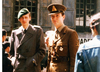 I Lourdes: Som vernepliktig har man rett p� permisjon
for � reise p� valfart, noe Eidsvig gjorde i 1979.