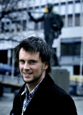 STILLER TIL DEBATT: Magnus Marsdal, utreder i Manifest Analyse, sier han vil stille til debatt. Foto: Steinar Buholm /Dagbladet.