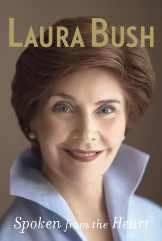 NY BOK: I biografien�Spoken from the Heart� �pner tidligere presidentfrue Laura Bush seg. Foto: AP Photo/Scribner/Scanpix