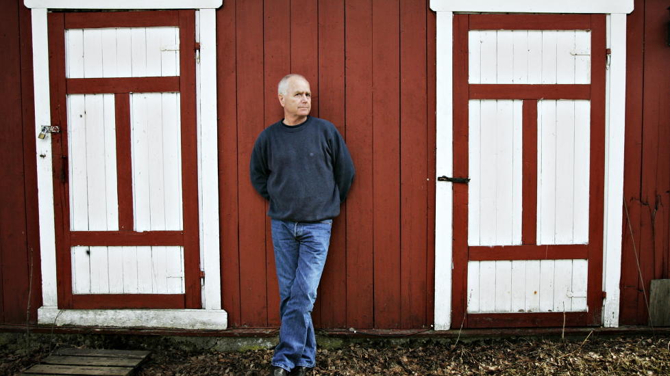 DE ANDRES LIV:  Gunnar Kopperuds siste roman er en politisk thriller der handlingen er lagt til 1950-�rene og overv�king spiller en sentral rolle. Foto HANSEN/JON TERJE H. Dagbladet