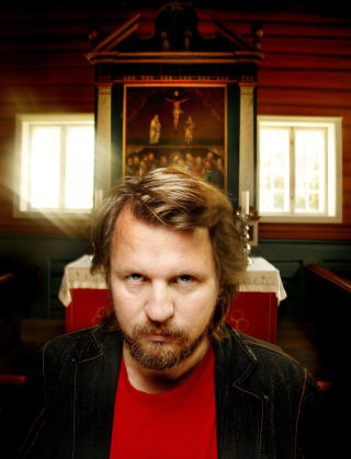 STATIST: Tom Egeland sier det var en godt betalt jobb � v�re statist i �Star Wars�. Foto: Agnete Brun