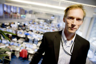 LAVERE RENTEBANE: Senior�konom Kyrre Aamdal i DnB NOR Markets aner muligheten av at Norges Bank n� legger rentebanen lavere enn det de presenterte i mars. Foto: Tore Meek/SCANPIX
