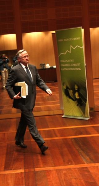 RENTA OPP: Sentralbanksjef Svein Gjedrem annonserte i dag at styringsrenta skal opp med 0,25 prosentpoeng til 2 prosent. Foto: Morten Holm / SCANPIX