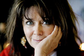 P� FEST: Wenche Myhre er blant de mange kjendisene og GP-artistene som kommer p� lanseringsfesten torsdag.