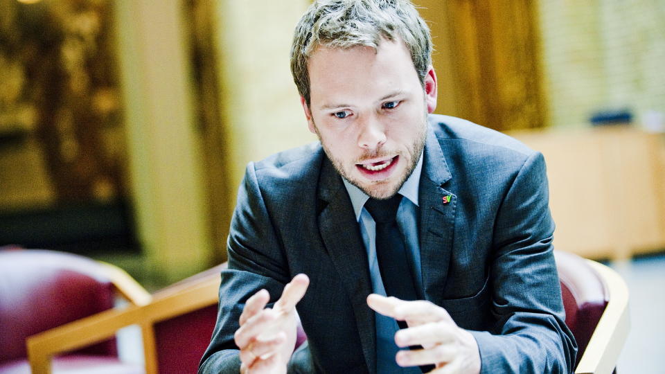 VIL HJELPE: Barne-, likestillings og inkluderingsminister Audun Lysbakken (SV) sier at norske myndigheter vil �pne for at kvinnens adopsjonss�knad kan behandles i Norge, selv om moren er i India.
  Foto: Thomas Rasmus Skaug / Dagbladet