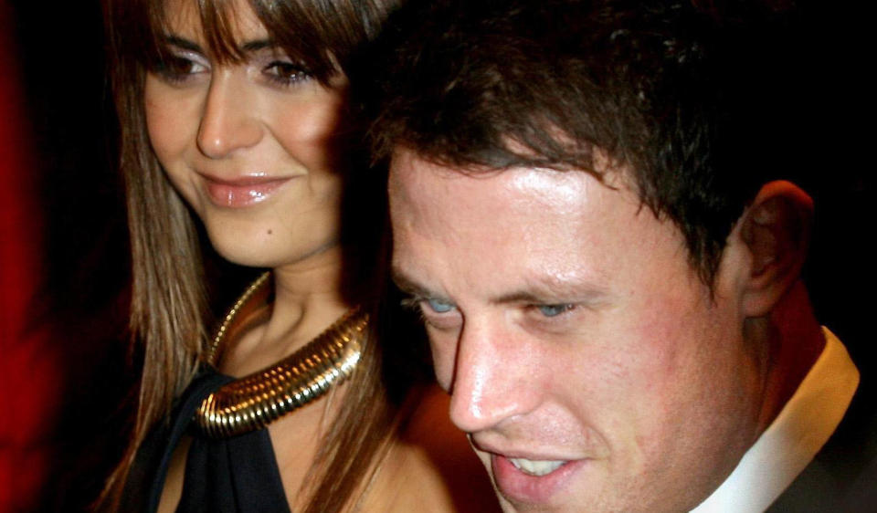 FORVIKLINGER: Vanessa Perroncel (t.v) sitt forhold til John Terry, England-kompis med Wayne Bridge (t.h), var if�lge Didier Drogba �deleggende for Chelsea. Foto: AP/Anthony Devlin