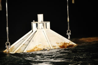 MYE GJENST�R: Om alt g�r etter planen vil konstruksjonen v�re operativ p� s�ndag. Foto: AP Photo/Gerald Herbert/SCANPIX