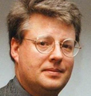 D�D: Stieg Larsson rakk aldri � oppleve sin egen forfattersuksess, men hadde selv forventet av b�kene skulle sl� an. Foto: Jan Collsi�� / SCANPIX