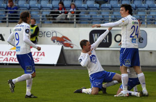 TOK LEDELSEN: Molde feirer lederm�let til Aksel Berget Skj�lsvik.
Foto: Alf Ove Hansen, Scanpix
