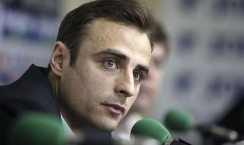 SILTEN: Bulgarias landslagskaptein holdt en pressekonferanse i hovedstaden Sofia i dag, der han kunngjorde at han dropper landslaget. Foto: Oleg Popov, Reuters/Scanpix