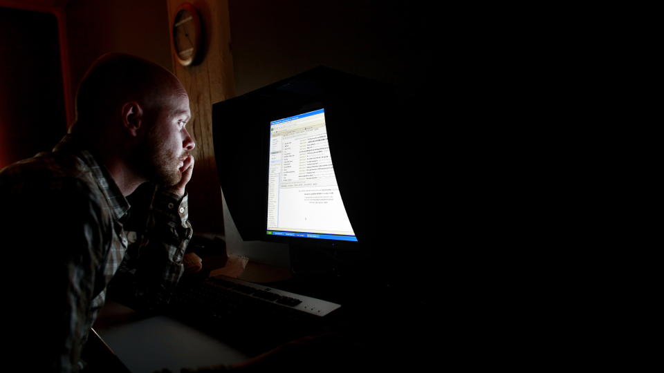 OVERV�KNING: Den samlede trusselen mot v�rt privatliv begynner � bli formidabel, skriver EFN om et lekket dokument fra Dele - ikke stjele-kampanjen. Illustrasjonsfoto: Siv Johanne Seglem