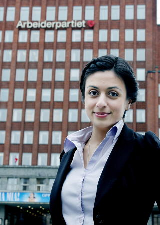 - M� F� KONSEKVENSER: Ap-politiker Hadia Tajik mener det n� m� komme p� bordet hvilke lover og regler SOS Rasisme kan ha brutt.  Foto: Jacques Hvistendahl/Dagbladet