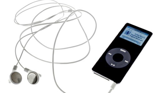 DEN NYE PLATEBUNKEN:  Samlet i en iPod.  Foto: Mette M�ller / Dagbladet