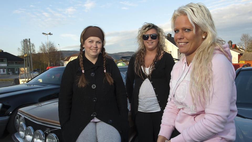 LIKER IKKE FYLLEKJ�RERE: R�nerjentene Gunn Heidi Lillebakke (fra venstre), Ingeborg Hauge og May Britt Juvland liker ikke fyllekj�rere. Foto: Per Fl�the