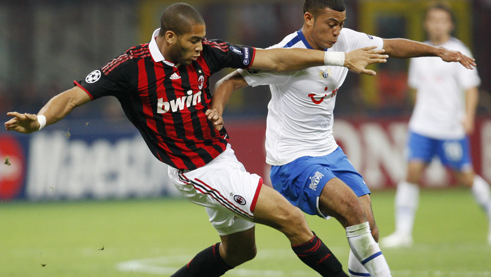 TAKKNEMLIG: Oguchi Onyewu mistet en hel sesong p� grunn av skade. Da Milan likevel �nsket � beholde ham ble han s� takknemlig at han foreslo � spille gratis. Foto: AP Photo/Antonio Calanni