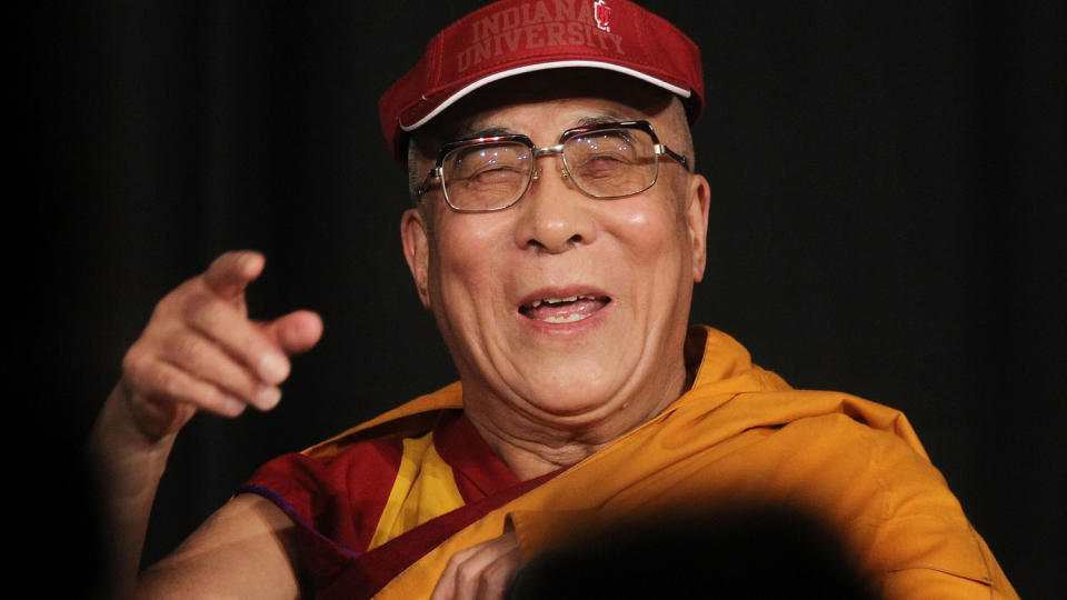 ERKL�RER SEG SOM MARXIST:  Tibets �ndelige leder, Dalai Lama, har latt seg inspirere av Karl Marx, fortalte han under arrangementet i  New York i g�r. Foto: SCANPIX/Mario Tama/Getty Images/AFP