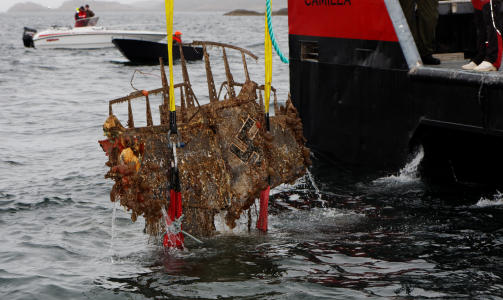 REDDET: Den 21 �r gamle flygeren G�nther Seraphim hoppet ikke ut i fallskjerm, men foretok en n�dlanding p� sj�en.
Foto: Hilfred Mikalsen / SCANPIX