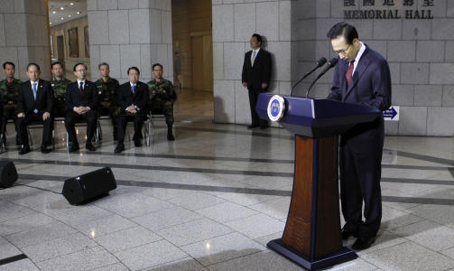 KREVER STRAFF:  S�r-Koreas president Lee Myung-baks krever at Nord-Korea straffer de ansvarlige for torpederingen av det s�rkoreanske marinefart�yet Cheonan i mars. Foto: REUTERS/Lee Jae-Won