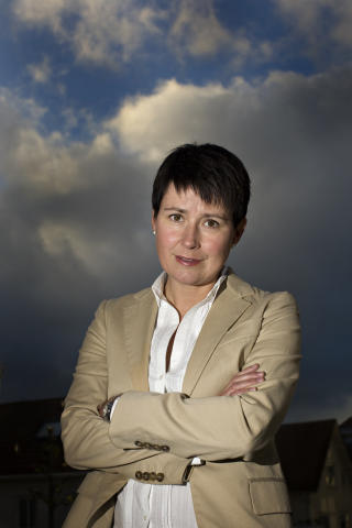 F�R ST�TTE: Advokat Ingrid Bergum leder Fordelingsutvalget i Barne- og likestillingsdepartementet (BLD). Foto: Marie von Krogh
